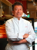安達 雅和 氏