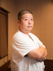 岡本 康宏 氏