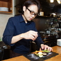 山田 友治