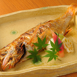 すぎなか