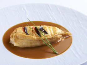 フランス料理店 シェ・イノ