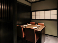 「たった数時間の食事」で関係を深めたいなら、個室がおすすめ