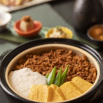 ≪２ｈ飲み放題付≫焼鳥会席『花』～ 8,000円