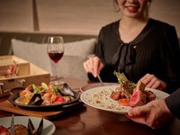 落ち着いた雰囲気の店内は様々なシーンでご利用いただけます
