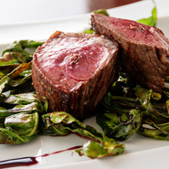 和牛イチボ肉のロティ