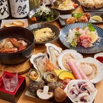和洋中、様々な料理の腕を磨いた店主。浜焼きと共に楽しんで！