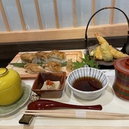 口の中で穴子がとろける食感を是非お楽しみ下さい