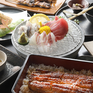 当店自慢の鰻に、お造り、天麩羅と季節の食材を存分にお楽しみいただける内容となっております。