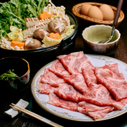 オーセンティックバーでご会合を。1日1組限定の特別な貸し切りプラン