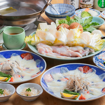 玄海灘でとれた天然とらふぐコース