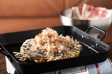 思いっきり食べて飲んで♪ 自慢のお好み焼きで食べ飲み放題！