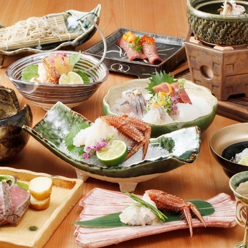 【活毛蟹とあか牛会席】活毛蟹刺身やシャトーブリアンを堪能！