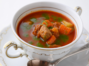 ハンガリー伝統のスープ『グヤーシュ』