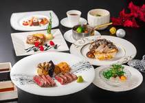 九絵や鮑、ブランド牛のステーキやフォアグラなどの特別メニュー