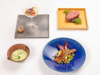 兵庫五国（摂津、播磨、但馬、丹波、淡路）の季節の味覚をお愉しみいただける鉄板焼コースランチ