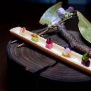 特別な日を彩る 〜二十四節 七十二候〜

素敵な１日になりますように
