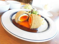 トロ～リ☆濃厚な黄身があふれ出ます(^^♪