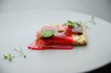 選べるメイン・季節のパスタや前菜を堪能できるディナーコース