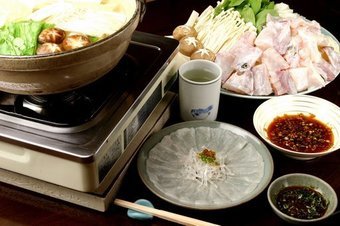 ふぐ料理コース（天然物使用のため6月から9月中旬まで休みます）