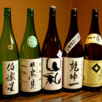 地元宮城の銘酒「伯楽星」をはじめ、青森の「田酒」など東北各県の希少な日本酒が存分に楽しめます。