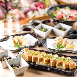 季節の食材を使用した飲み会や各種ご宴会にピッタリなコースとなっております。