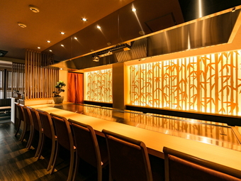 和モダンな落ち着いた異空間がもたらす、大人の非日常