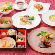 都会の喧騒を忘れてゆったりと極上な時間を過ごせる。まさにご褒美みたいな時間が過ごせます。