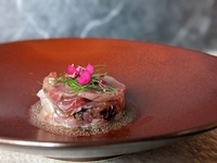 季節の食材を使ったシェフのおすすめコース