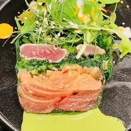 お写真は前菜の一例です。