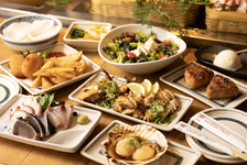 通常4,500円のコースが平日限定で4,000円にてお楽しみいただけます。
＋500円でプレミアム飲み放題に変更可