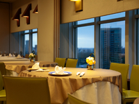 ホールテーブル席（お席のご指定はお請けできません。）