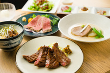 ご会食でもご利用いただけるコースメニューです。
牛たん焼追加できます。（別料金）
※写真はイメージ