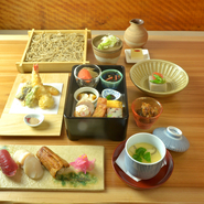 季節の彩り料理や天ぷらを蕎麦と愉しむ旬彩御膳