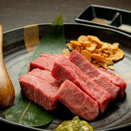オーナー自らが厳選した“上質なもの”をいただける「牛肉」