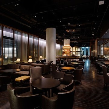 【Barラウンジ】 乾杯シャンパン付き！豊富な前菜やサーロインが付いた全5皿　2時間フリーフロー