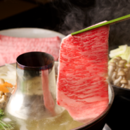 上質な黒毛和牛上ロースをしゃぶしゃぶで