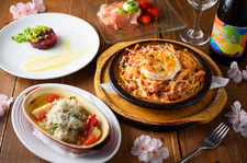 スタイリッシュなワインバル空間はデートにもおすすめ♪