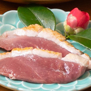 国産大豆のみで作る自家製京ゆばを様々に楽しめる 静家「ゆば尽くし」のディナー最上級コース特別Ver.。
