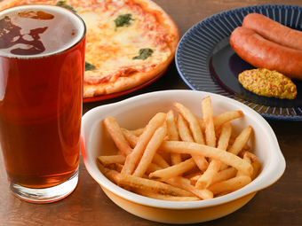 月～金・祝前は16:00～　土曜日は15:00～ご利用可能です。