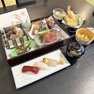 法事のお席にふさわしい懐石料理。大切な人、大切な時のおもてなしにどうぞ。