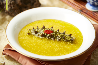 ナマコのあわ（雑穀）煮込み