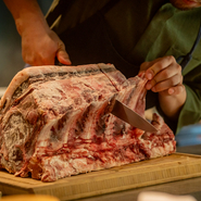 自慢の熟成肉