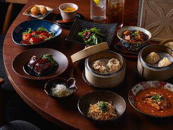 蔬菜・四川よだれ鶏・點心・酢豚・麻婆ご飯・デザートまで定番の中国料理を楽しむ全8品のコースです。