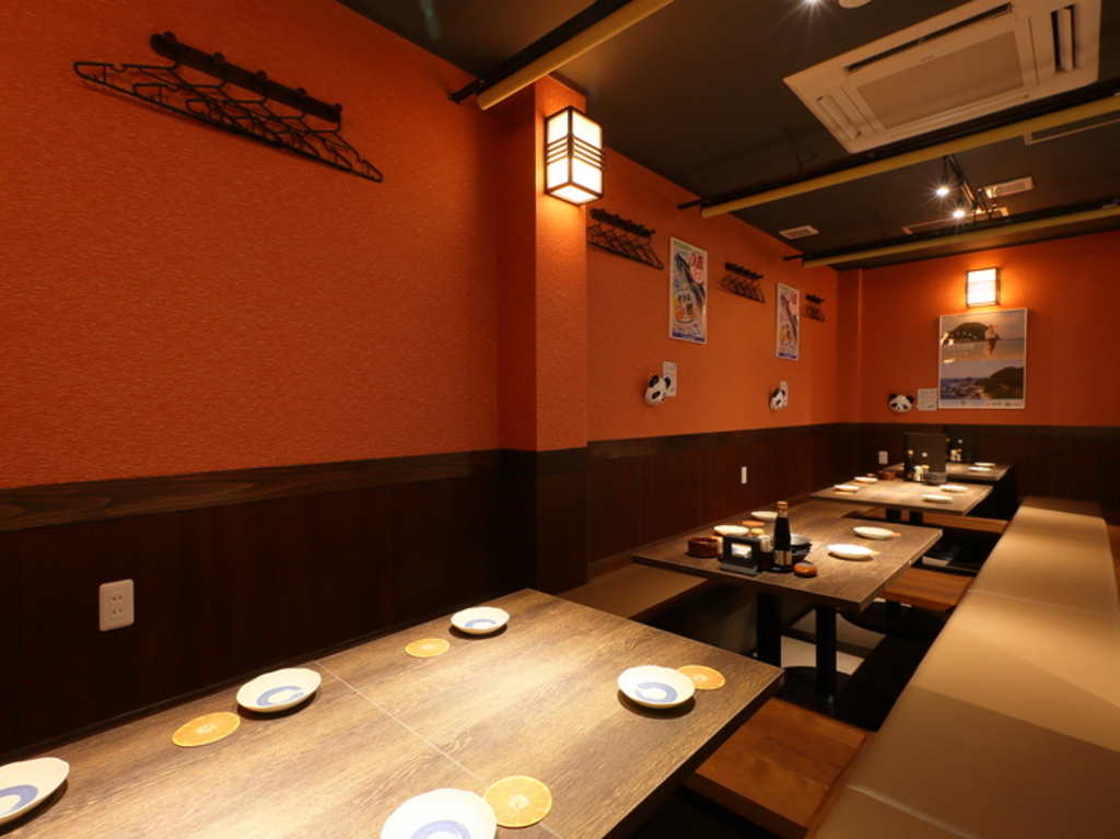 貸切宴会もOK！　最大40名までの集まりに利用できる広々スペース