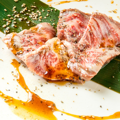 とろけるような柔らかさ『黒毛和牛の上ロース』（イチボ）