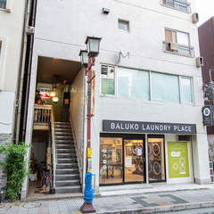 カラオケも料理も満喫できる大人のオアシス